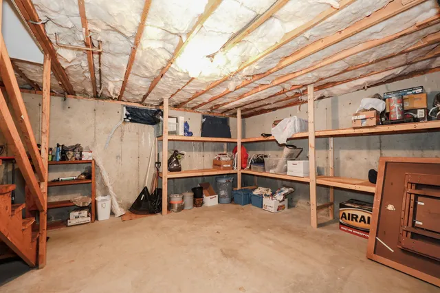 $325,000 | 333 Circle Road, Manchester, NH 03103