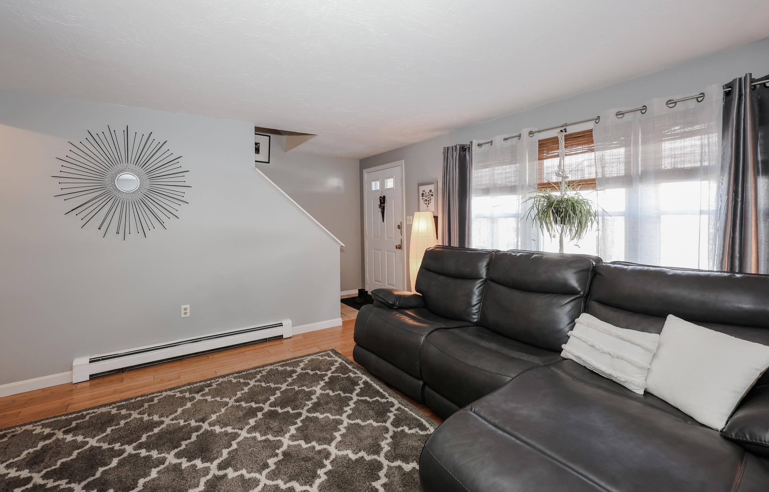 333 Circle Road Manchester, NH 03103 - Photo 4 of 44