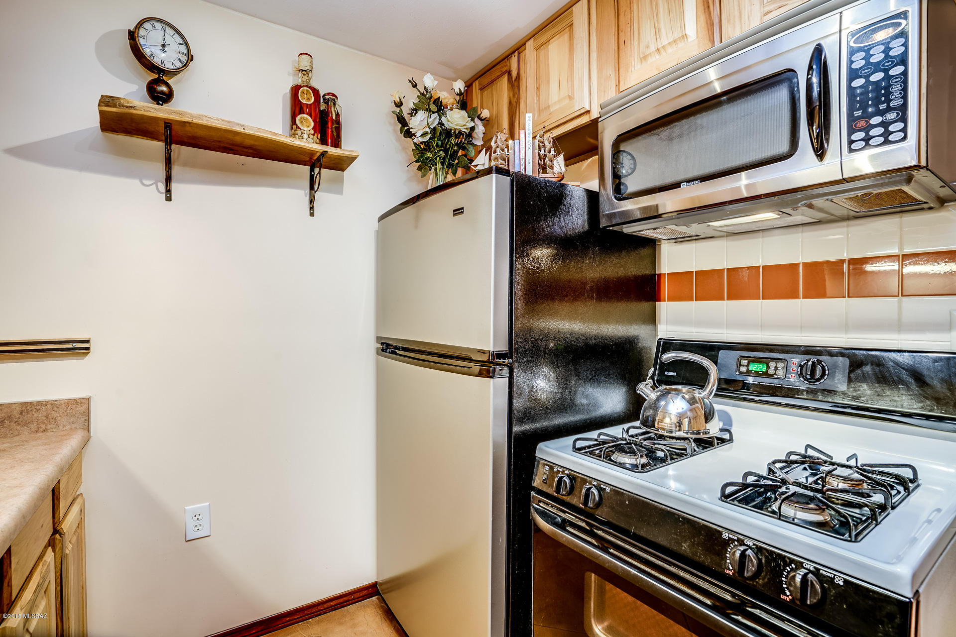 388 North Silverbell Road Tucson, AZ 85745 - Photo 9 of 29 Gallery Image 9