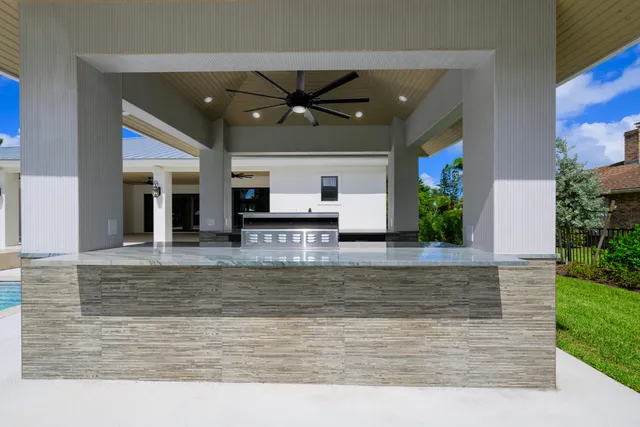 $2,498,000 | 1064 Northwest Spruce Ridge Drive, Stuart, FL 34994