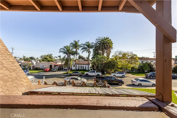 $779,900 | 2651 Flower Street, Huntington Park, CA 90255
