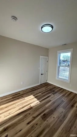 $209,900 | 1222 West Franklin Street, Elkhart, IN 46516
