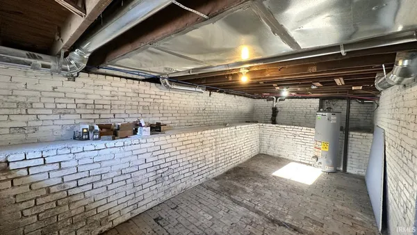 $219,900 | 1222 West Franklin Street, Elkhart, IN 46516