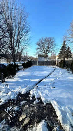 $209,900 | 1222 West Franklin Street, Elkhart, IN 46516