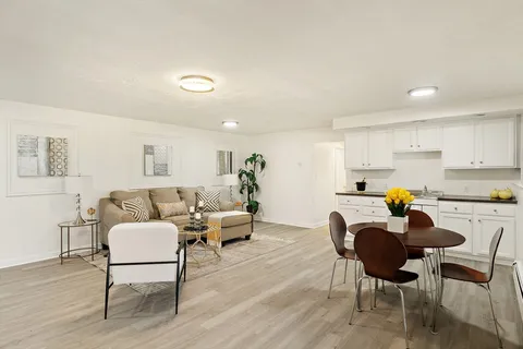 $2,399,000 | 367 Newton Street, Brookline, MA 02467