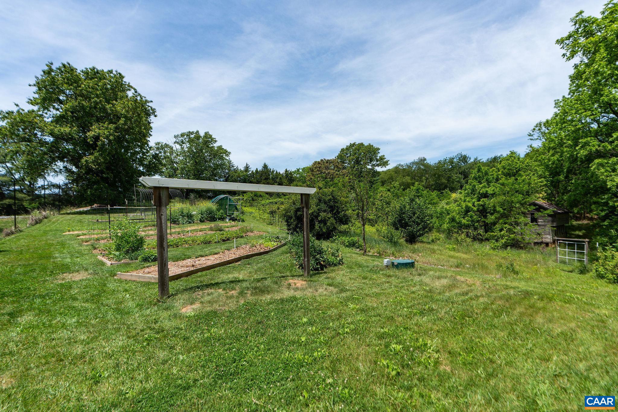 542 Buttermilk Spring Road Staunton, VA 24401 - Photo 5 of 18