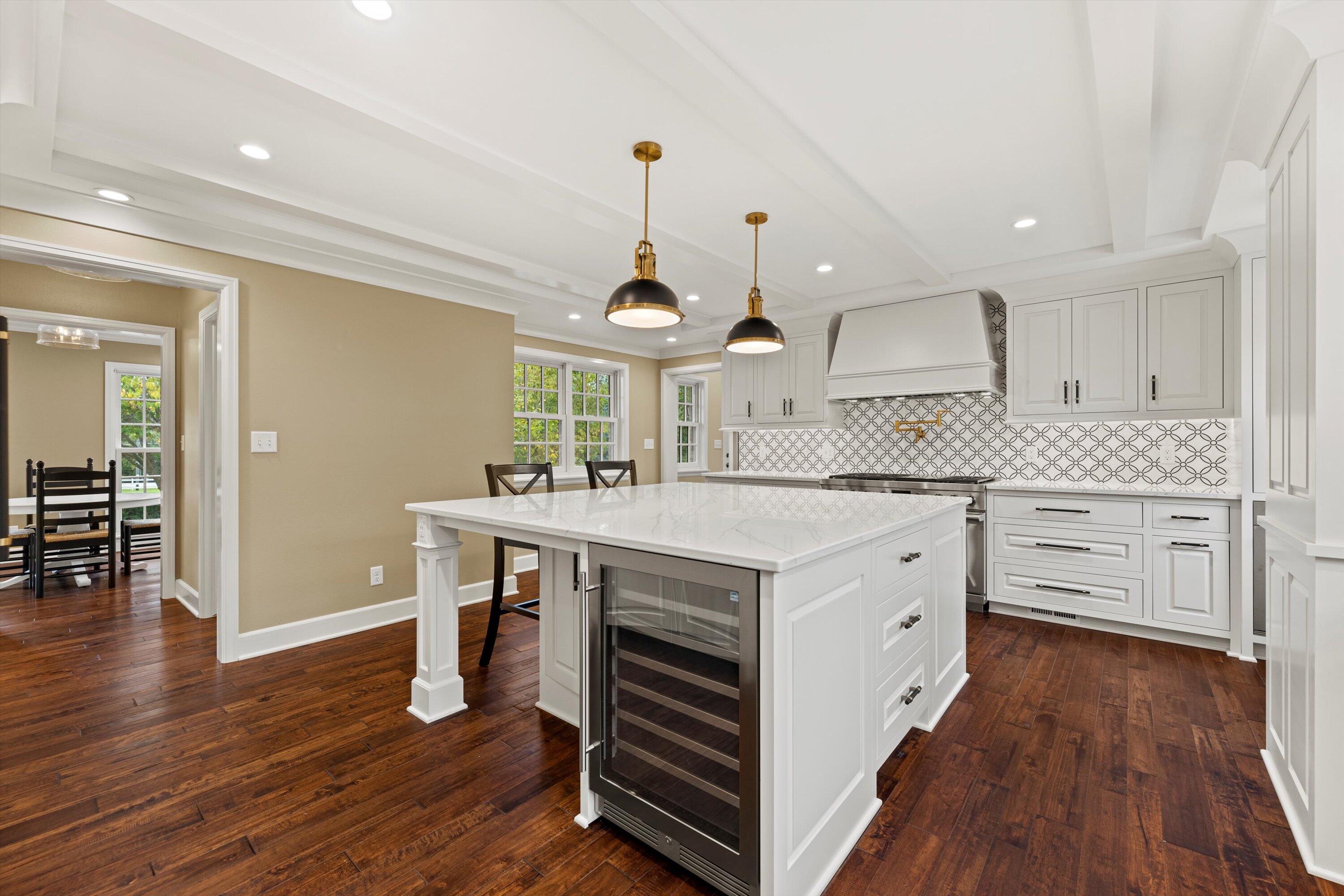 10060 North Range Line Road Mequon, WI 53092 - Photo 21 of 105 Zephyr Wine fridge
