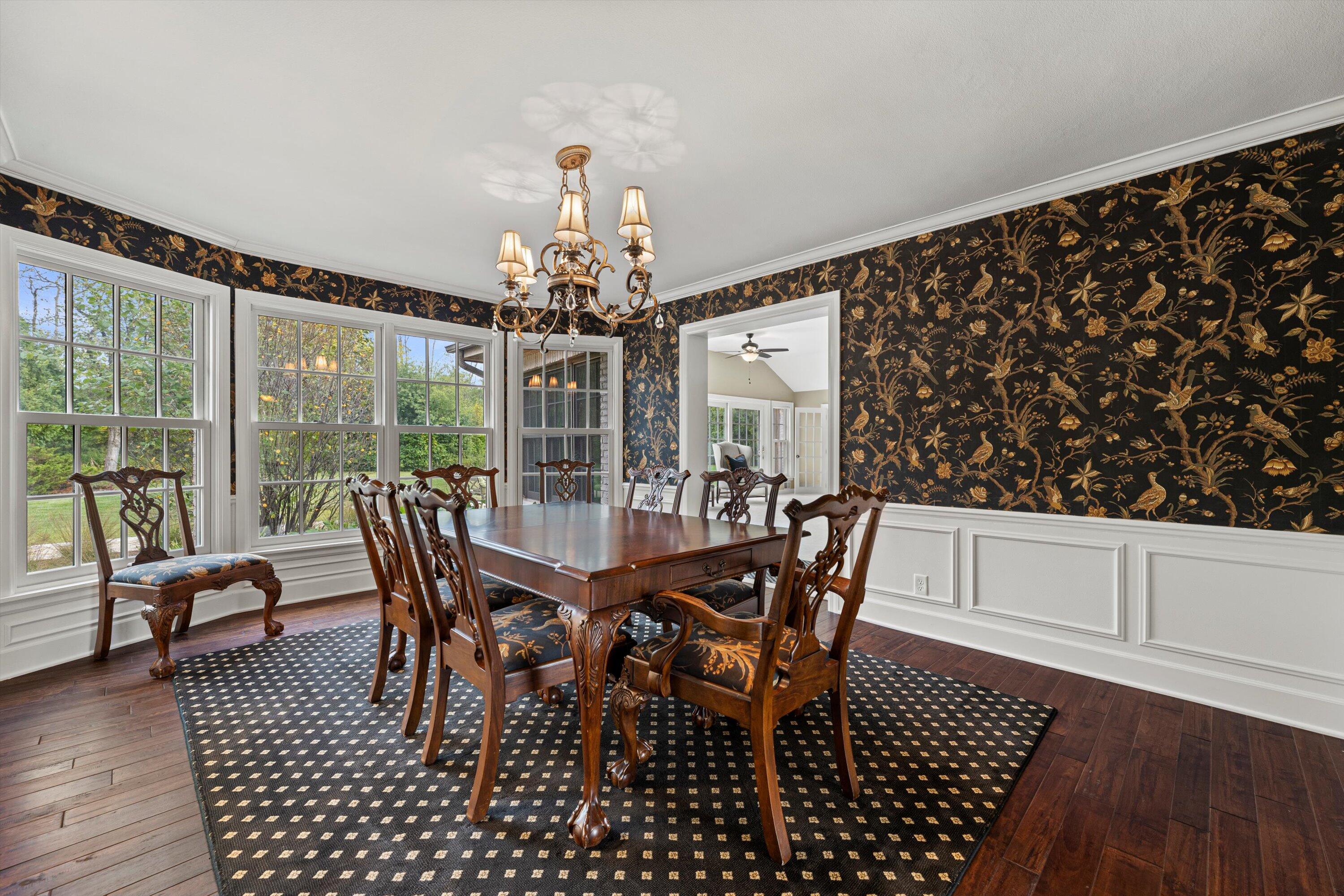 10060 North Range Line Road Mequon, WI 53092 - Photo 25 of 105 bay window