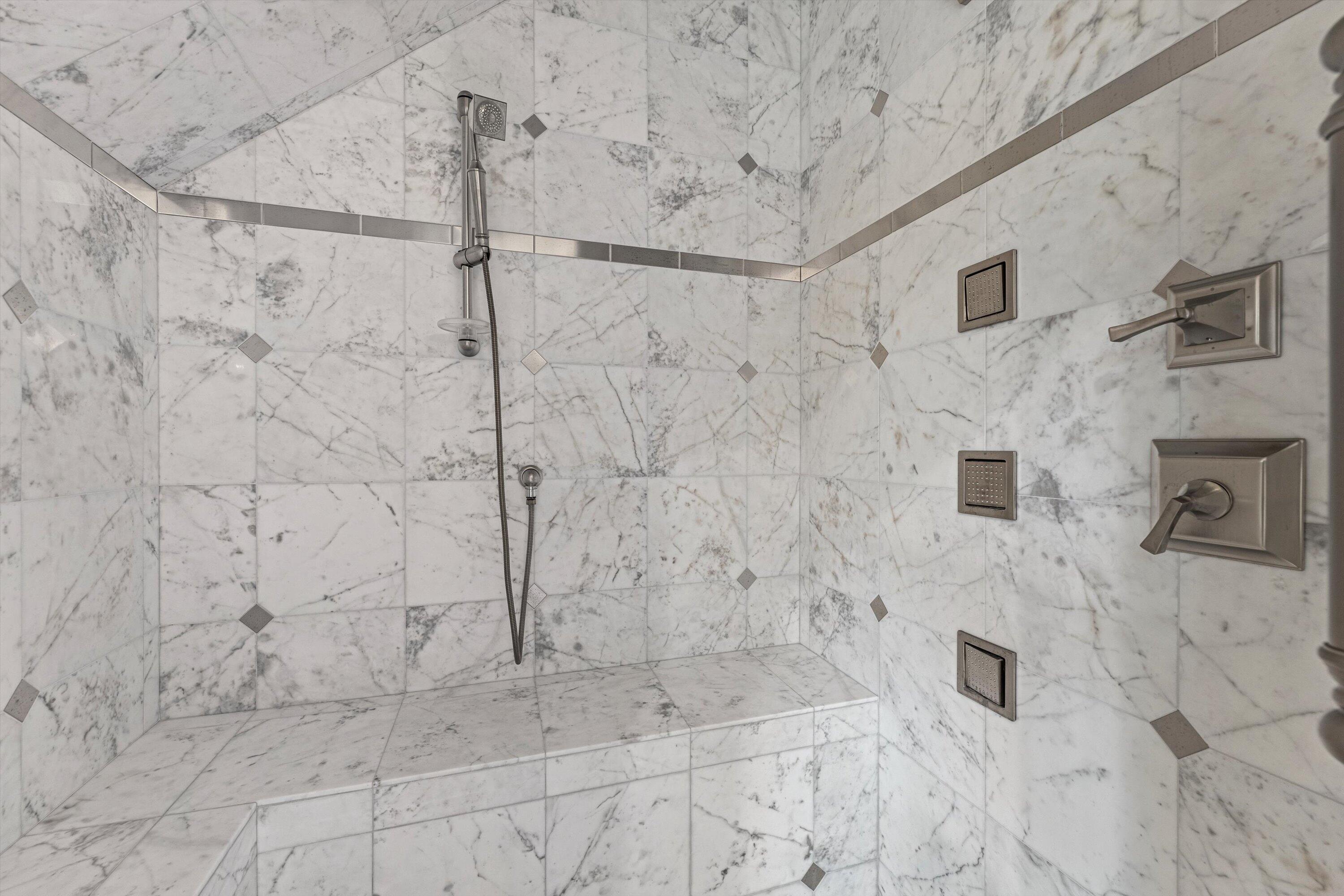 10060 North Range Line Road Mequon, WI 53092 - Photo 50 of 105 Steam shower