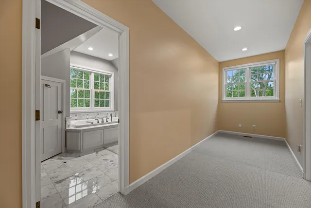 $2,690,000 | 10060 North Range Line Road, Mequon, WI 53092