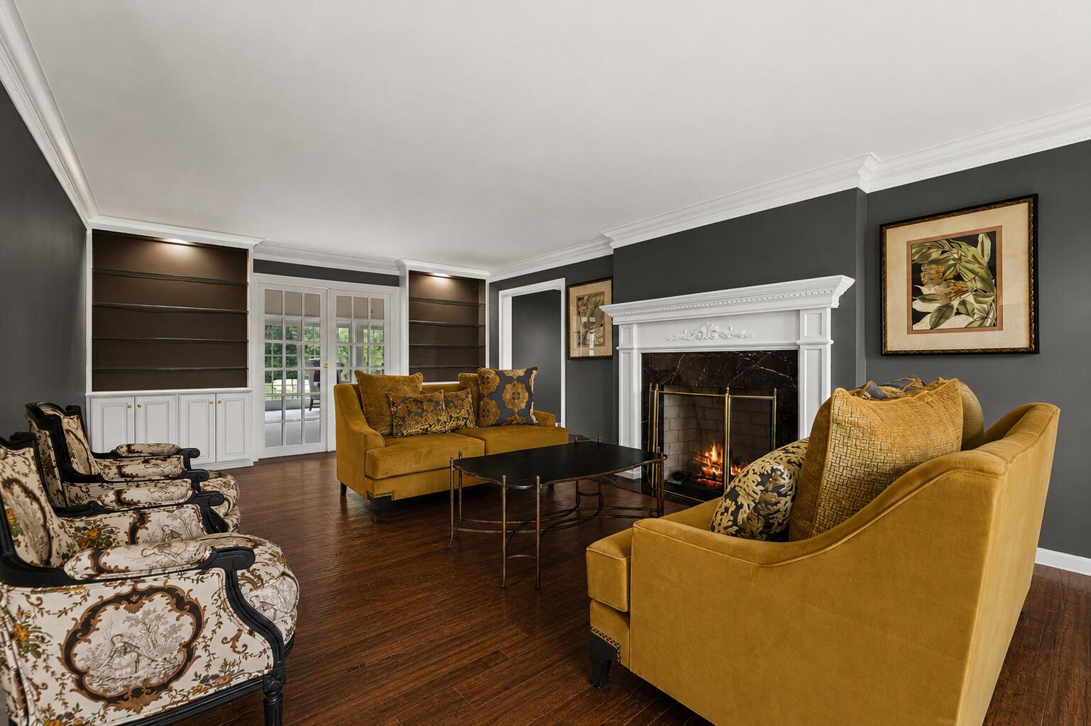 10060 North Range Line Road Mequon, WI 53092 - Photo 5 of 106 beautiful gas fireplace