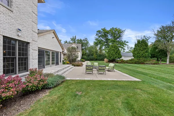 $2,475,000 | 10060 North Range Line Road, Mequon, WI 53092