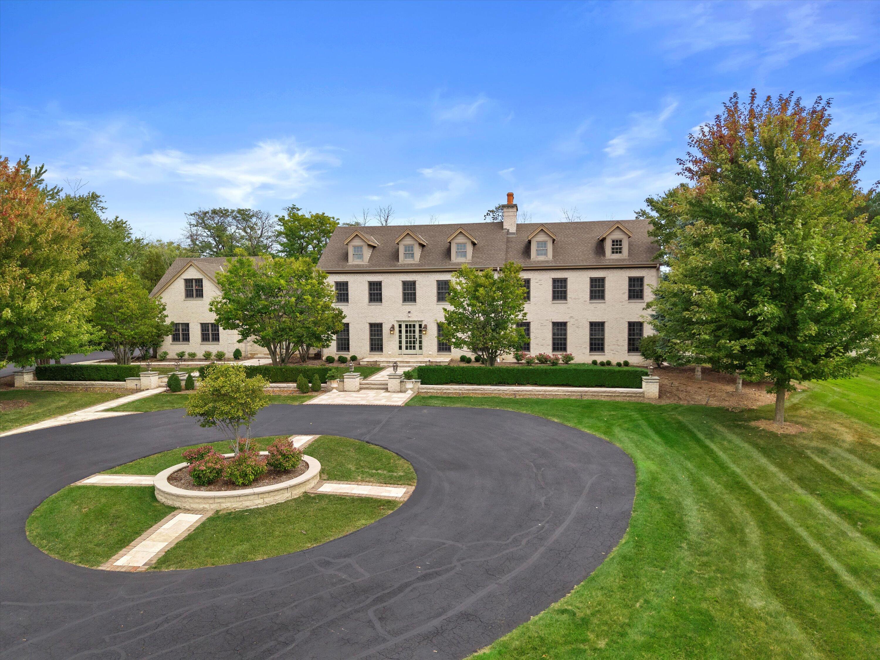 10060 North Range Line Road Mequon, WI 53092 - Photo 93 of 105 Luxury Estate
