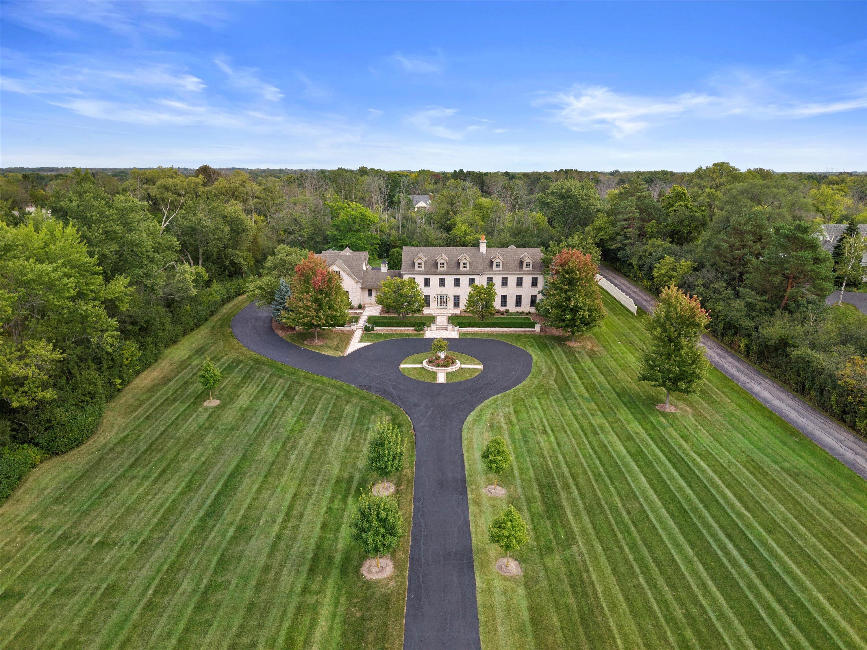 10060 North Range Line Road Mequon, WI 53092 - Photo 94 of 105 grand elegance