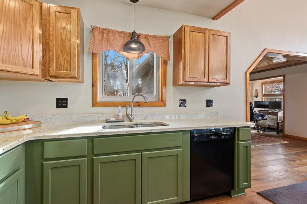 981 Sunset Lane Murphy, NC 28906 - Photo 14 of 64