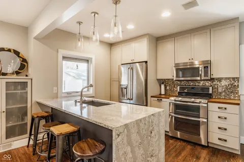 $555,000 | 4611 Carrollton Avenue, Indianapolis, IN 46205