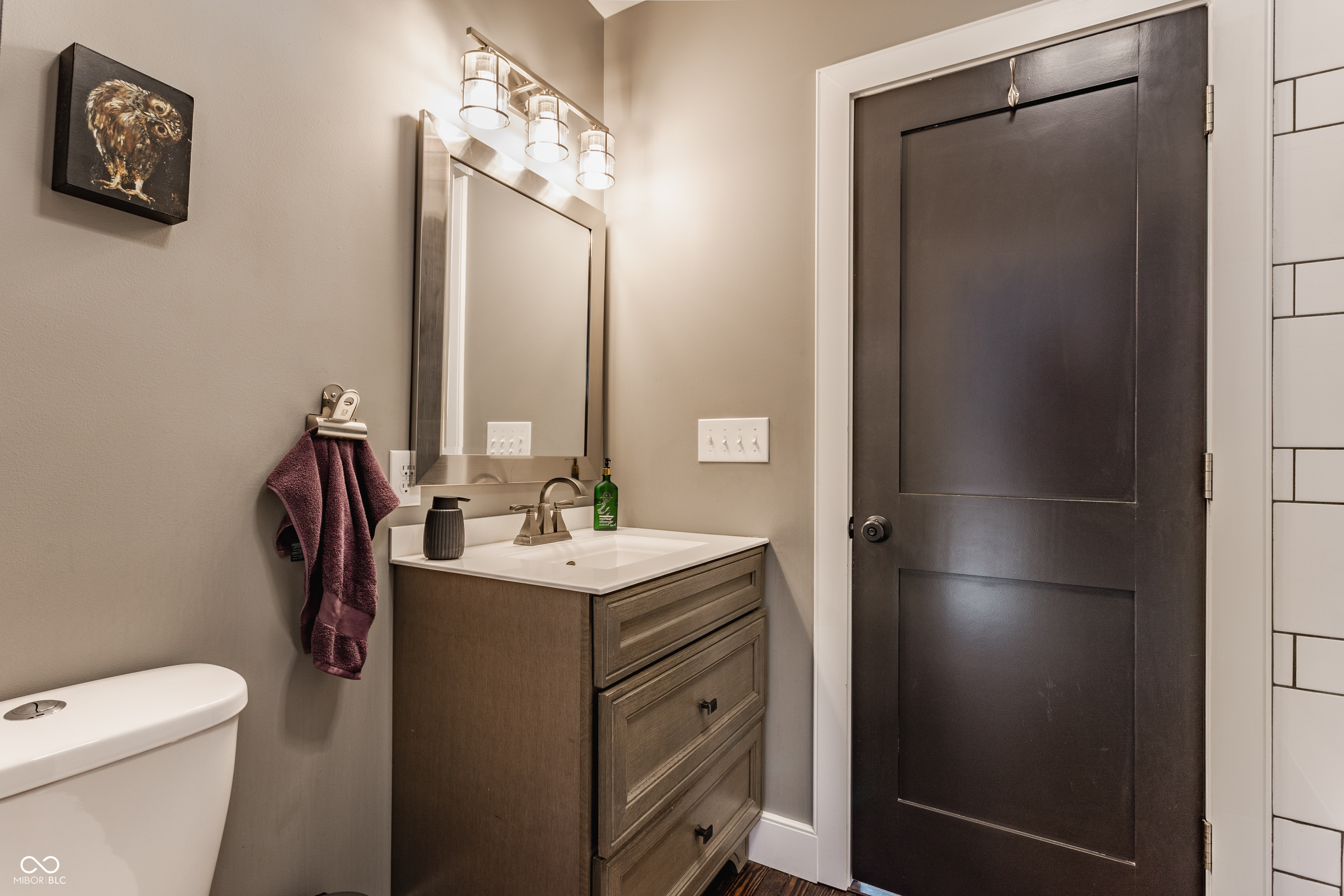 4611 Carrollton Avenue Indianapolis, IN 46205 - Photo 17 of 38