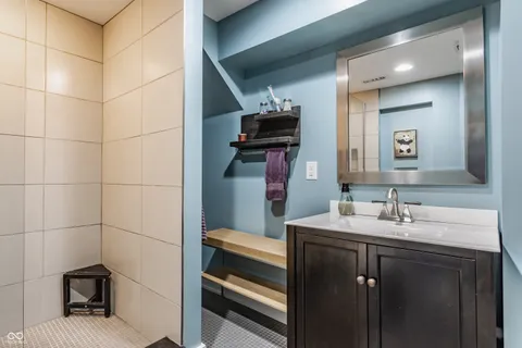 $555,000 | 4611 Carrollton Avenue, Indianapolis, IN 46205