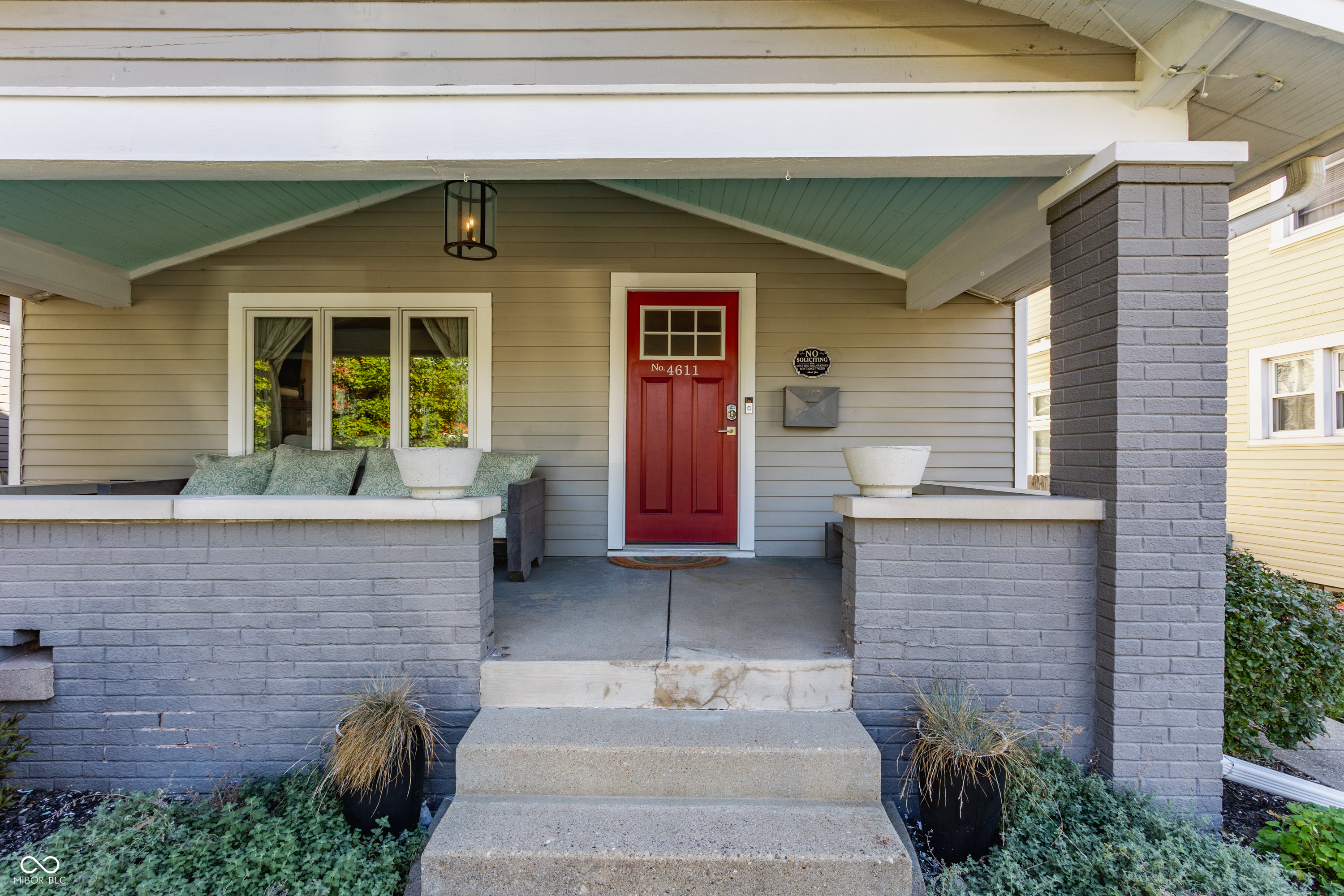 4611 Carrollton Avenue Indianapolis, IN 46205 - Photo 4 of 38