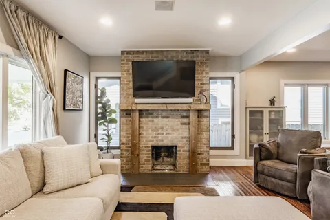 $555,000 | 4611 Carrollton Avenue, Indianapolis, IN 46205