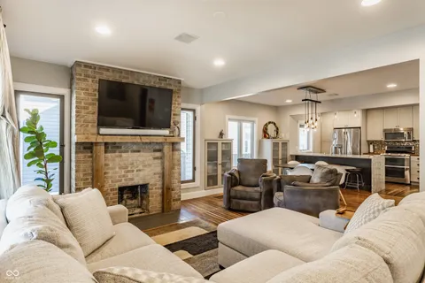 $555,000 | 4611 Carrollton Avenue, Indianapolis, IN 46205