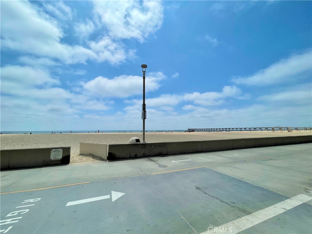 24 10th Court Hermosa Beach, CA 90254 - Photo 27 of 31 a view of swimming pool with a yard