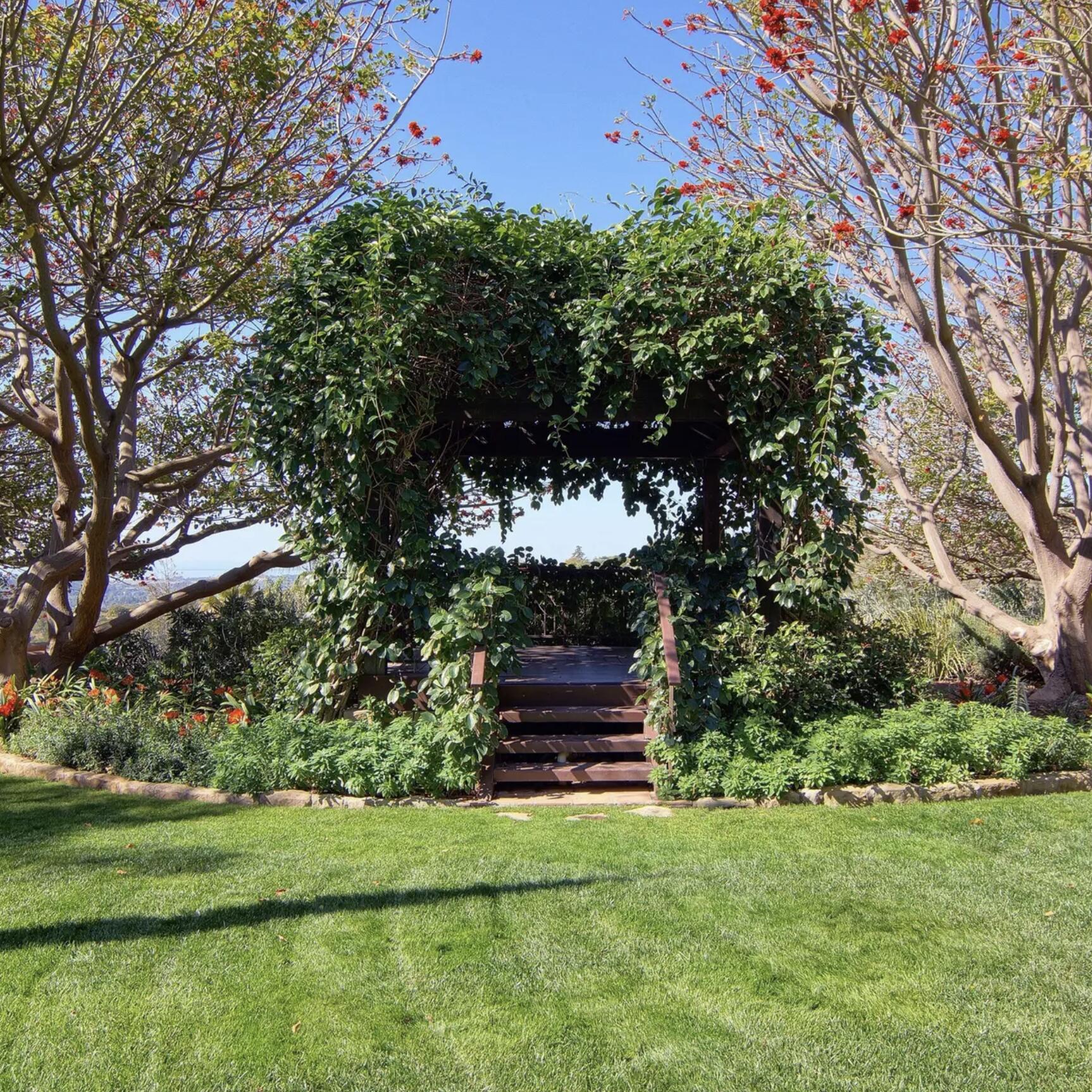 3756 Foothill Road Santa Barbara, CA 93105 - Photo 53 of 70 a backyard of a house with lots of green space