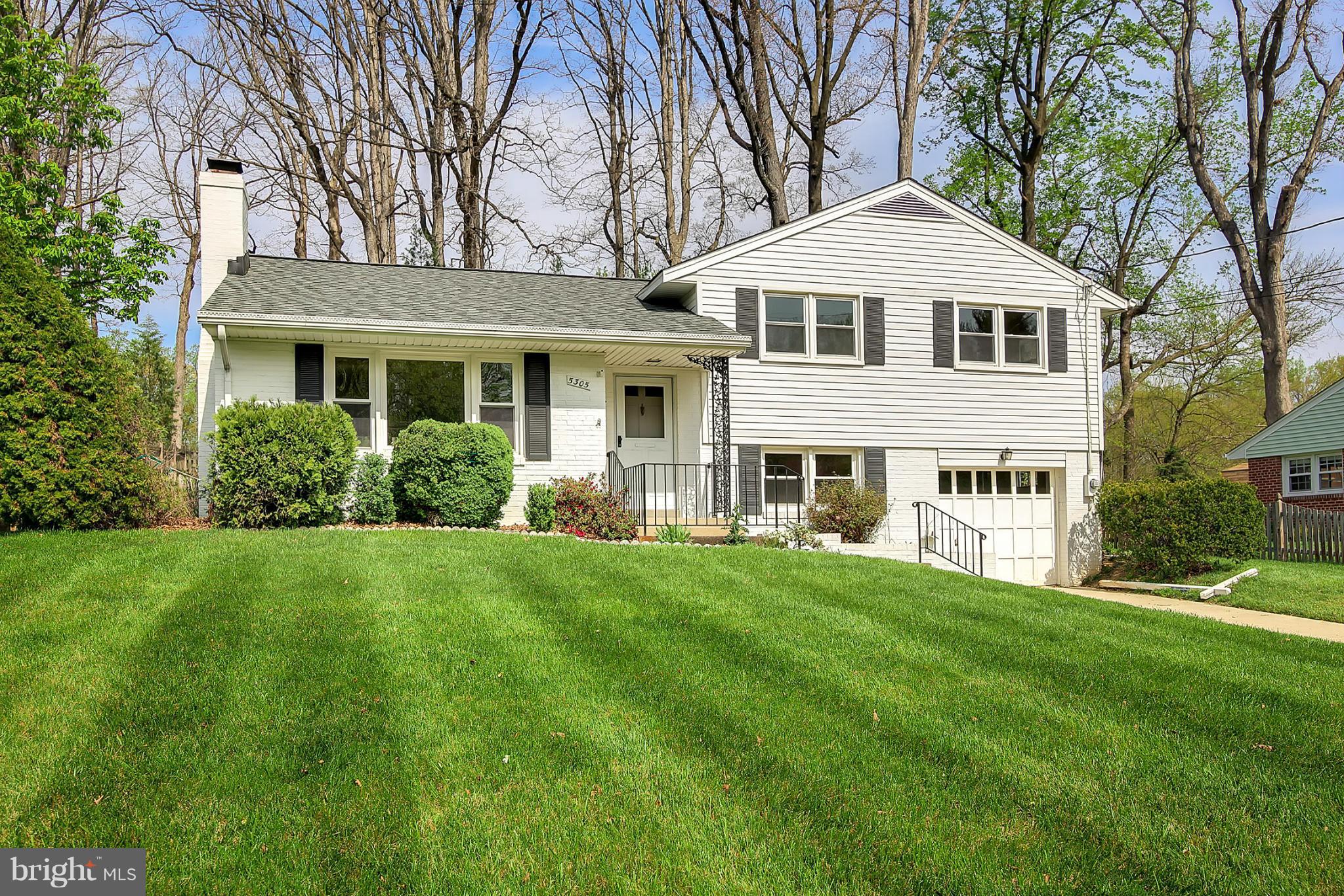 5305 Ravensworth Road Springfield, VA 22151 - Photo 3 of 30 Exterior (Front)