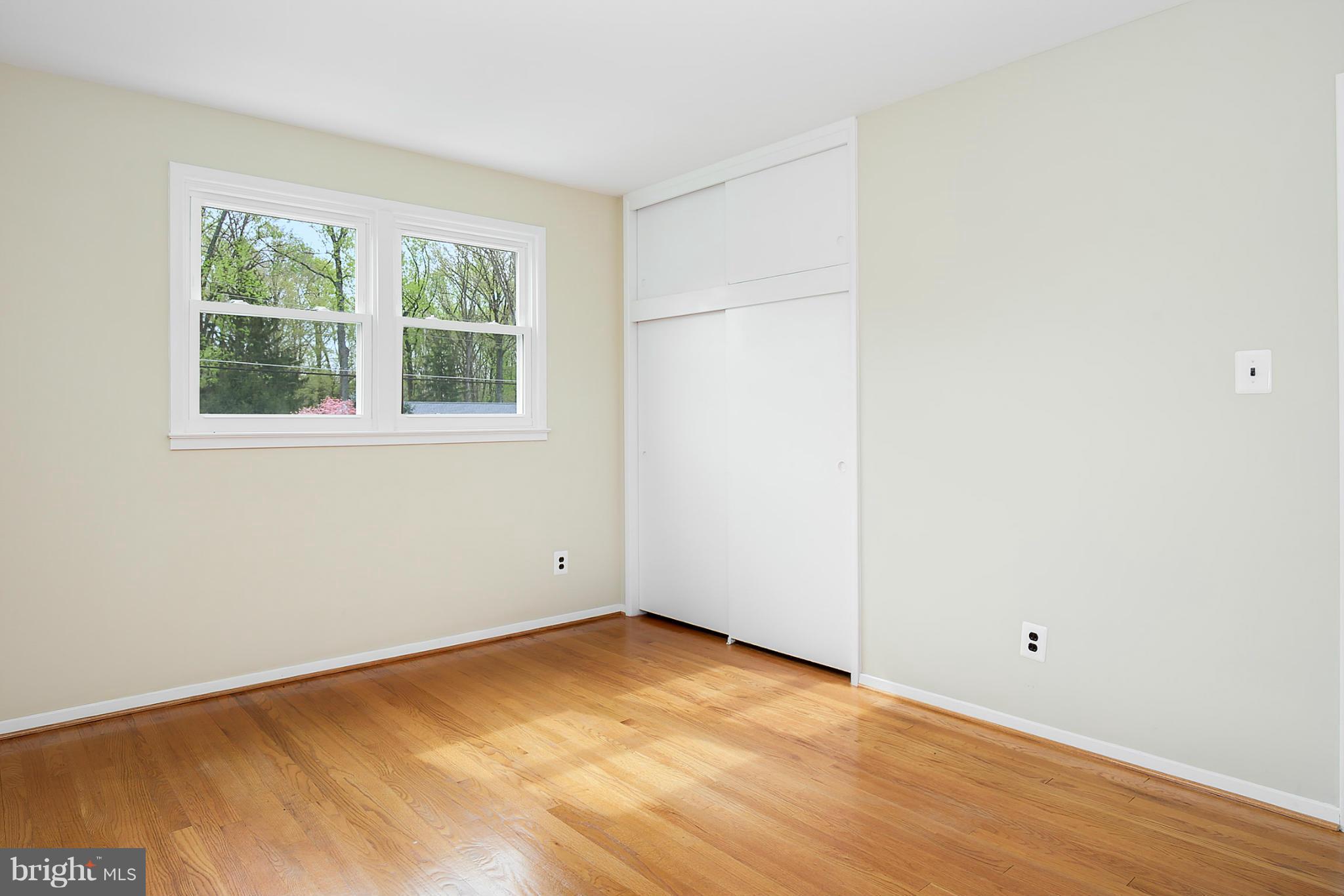 5305 Ravensworth Road Springfield, VA 22151 - Photo 23 of 30 Bedroom