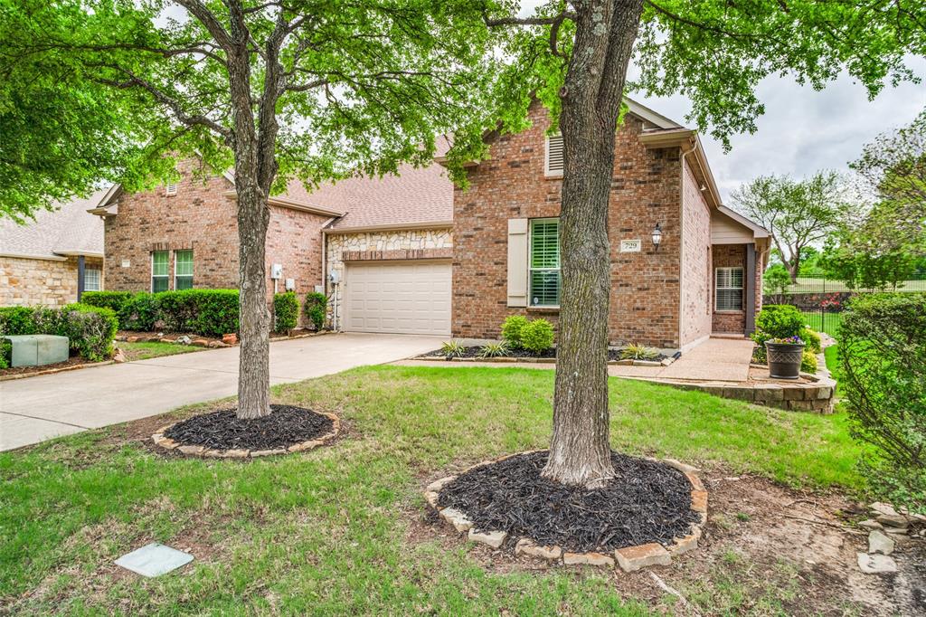 729 Scenic Ranch Circle Fairview, TX 75069 - Photo 1 of 26