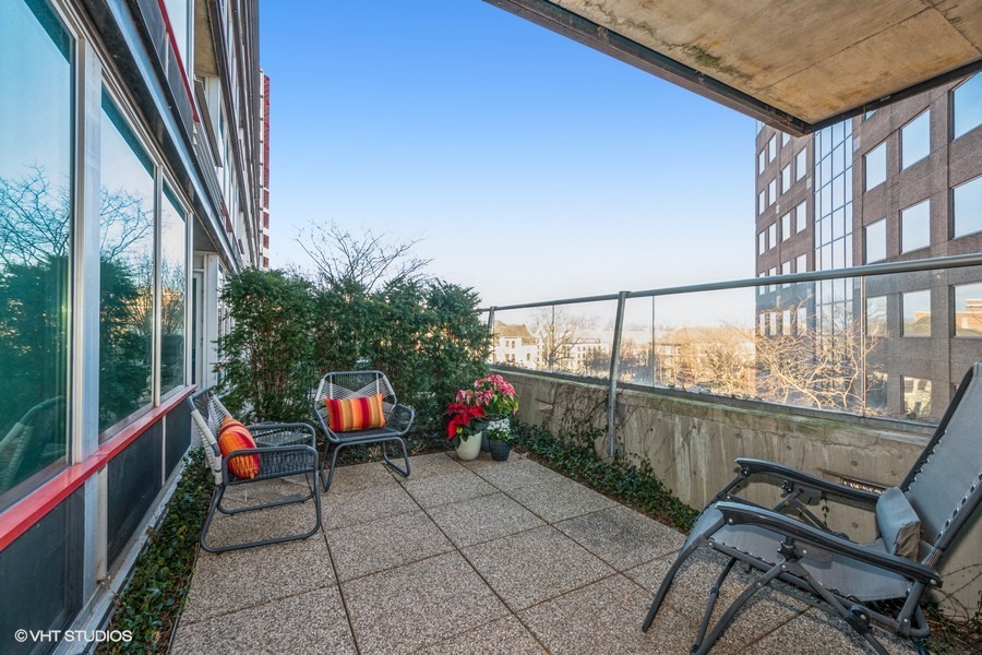 800 Elgin Road, Unit 517 Evanston, IL 60201 - Photo 16 of 20 a view of outdoor space with seating area