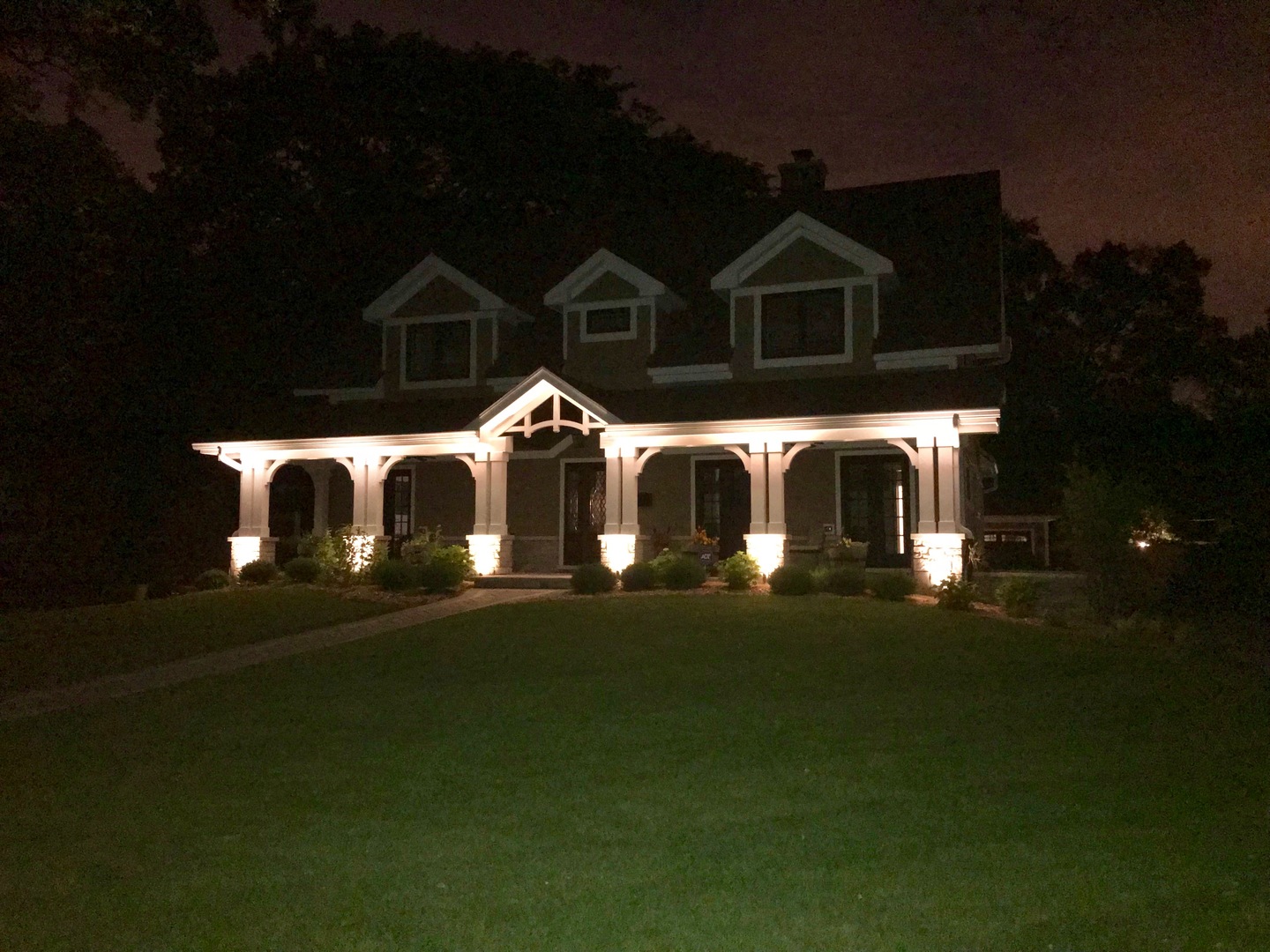 192 Riverside Road Riverside, IL 60546 - Photo 51 of 56 a front view of a house with yard