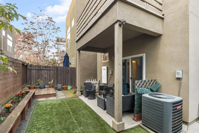 $627,000 | 425 Outrigger Lane, West Sacramento, CA 95605