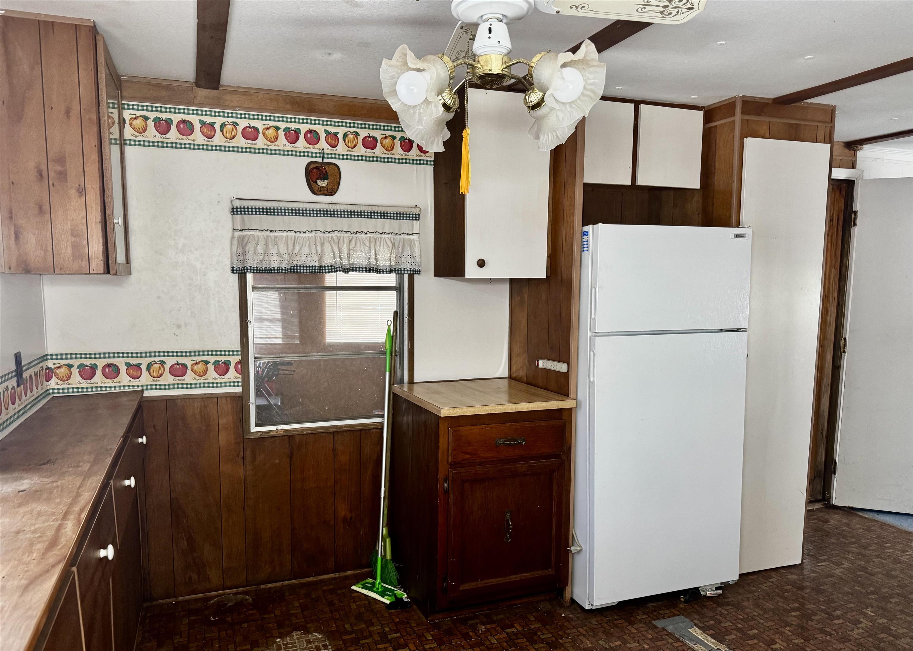 2691 Ridge Road Harrison, MI 48625 - Photo 11 of 39