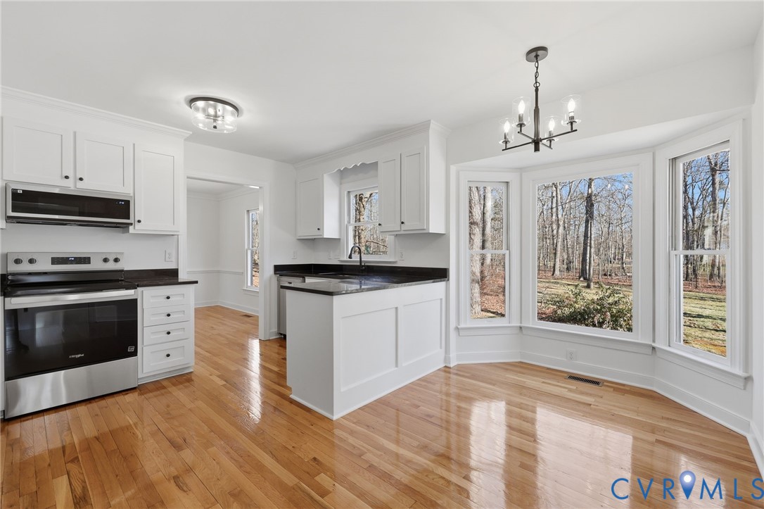 3264 Sherwood Ridge Way Powhatan, VA 23139 - Photo 14 of 40