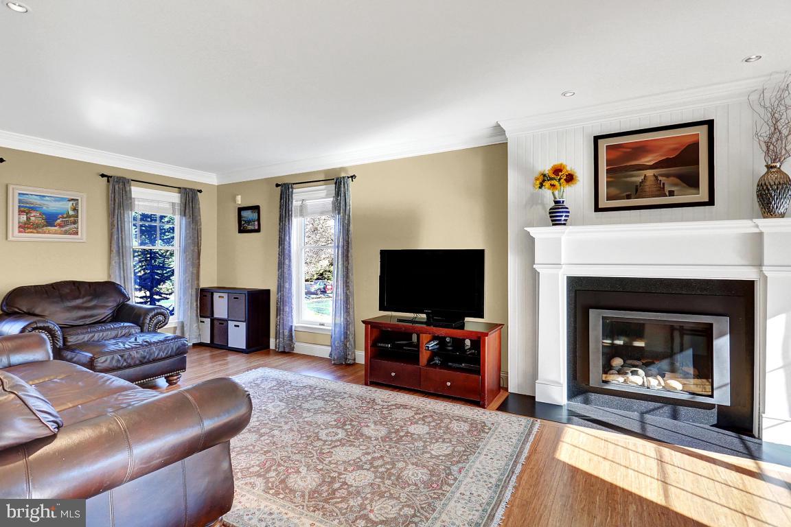 533 Koser Road Lititz, PA 17543 - Photo 7 of 30