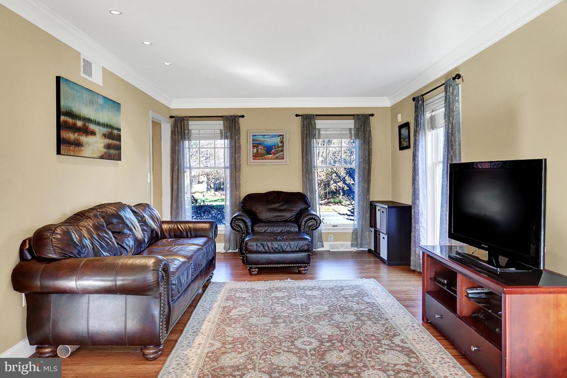 533 Koser Road Lititz, PA 17543 - Photo 8 of 30