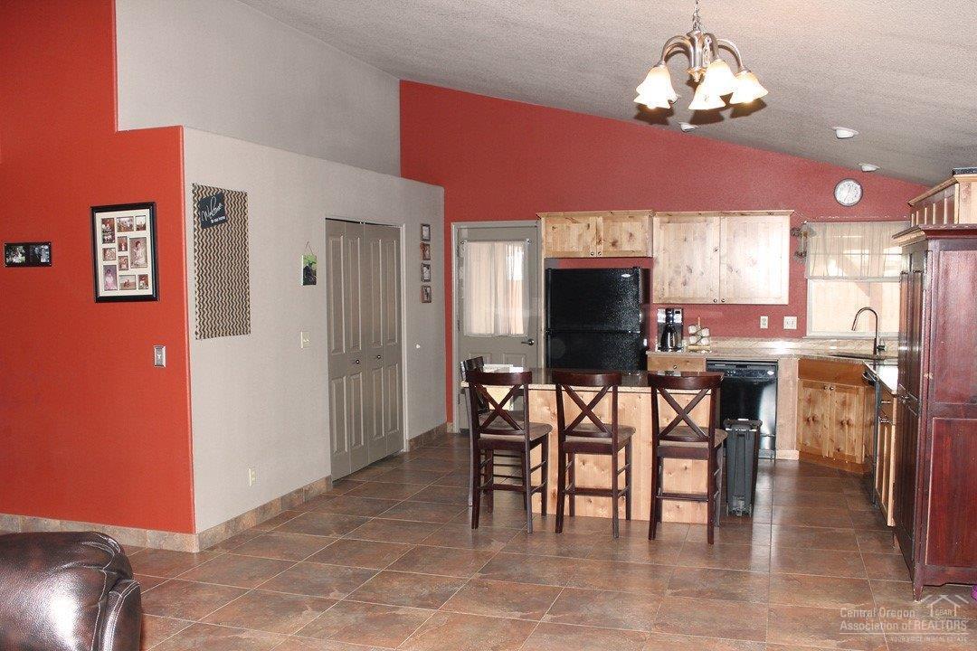 63251 Vogt Road Bend, OR 97701 - Photo 5 of 17 Additional Photo