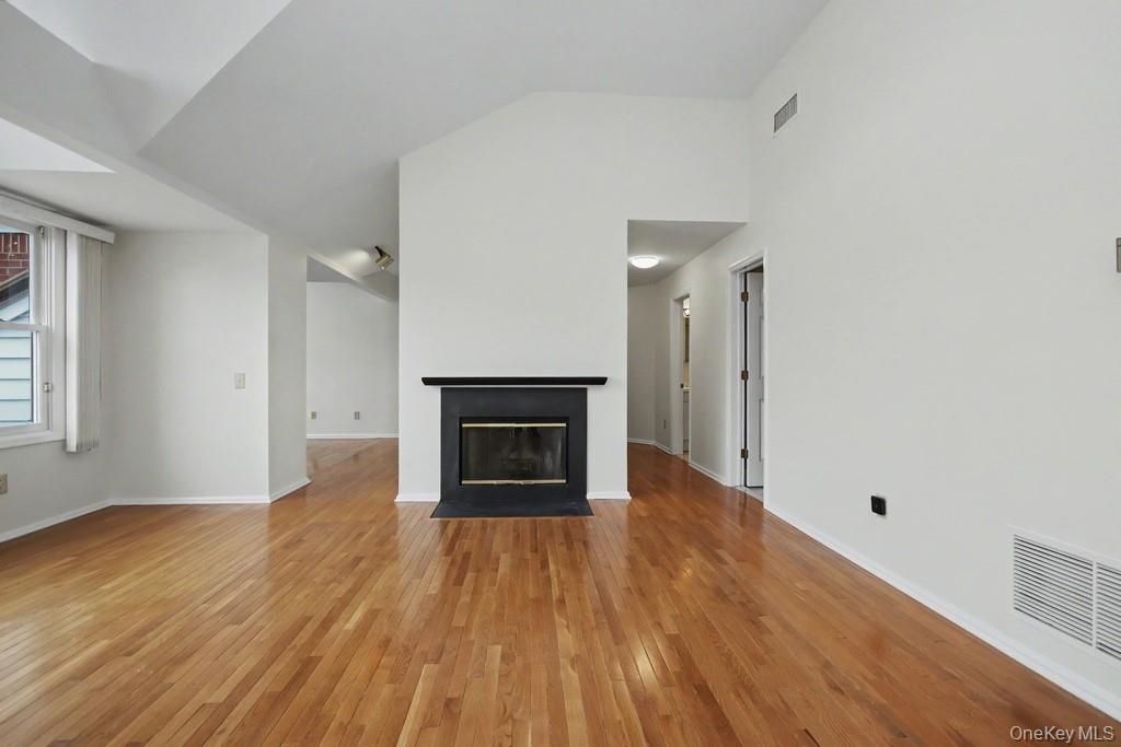 333 North State Road, Unit 61 Briarcliff Manor, NY 10510 - Photo 10 of 32