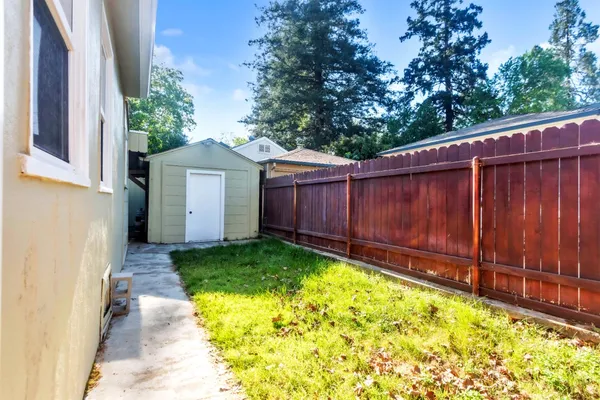 $450,000 | 803 51st Street, Sacramento, CA 95819
