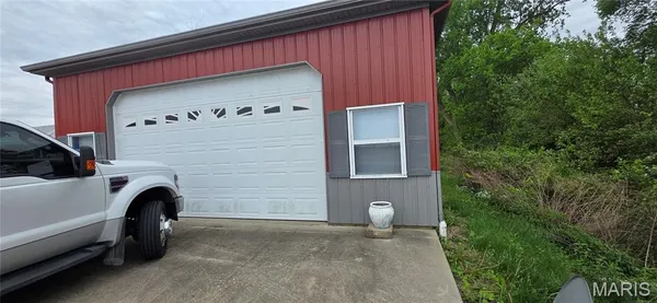 $245,000 | 1432 West Pine Street, Percy, IL 62272