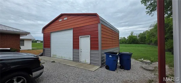 $245,000 | 1432 West Pine Street, Percy, IL 62272
