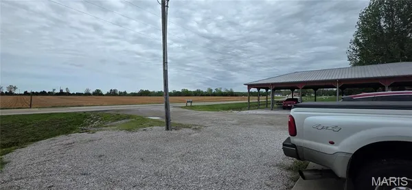 $245,000 | 1432 West Pine Street, Percy, IL 62272