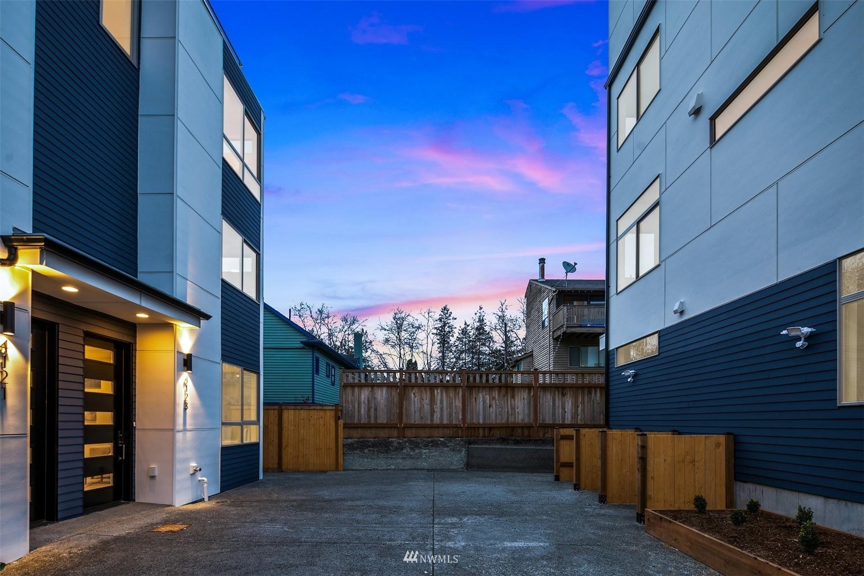 4125 Wallingford Avenue North Seattle, WA 98103 - Photo 28 of 28 a view of a brick building with a street view