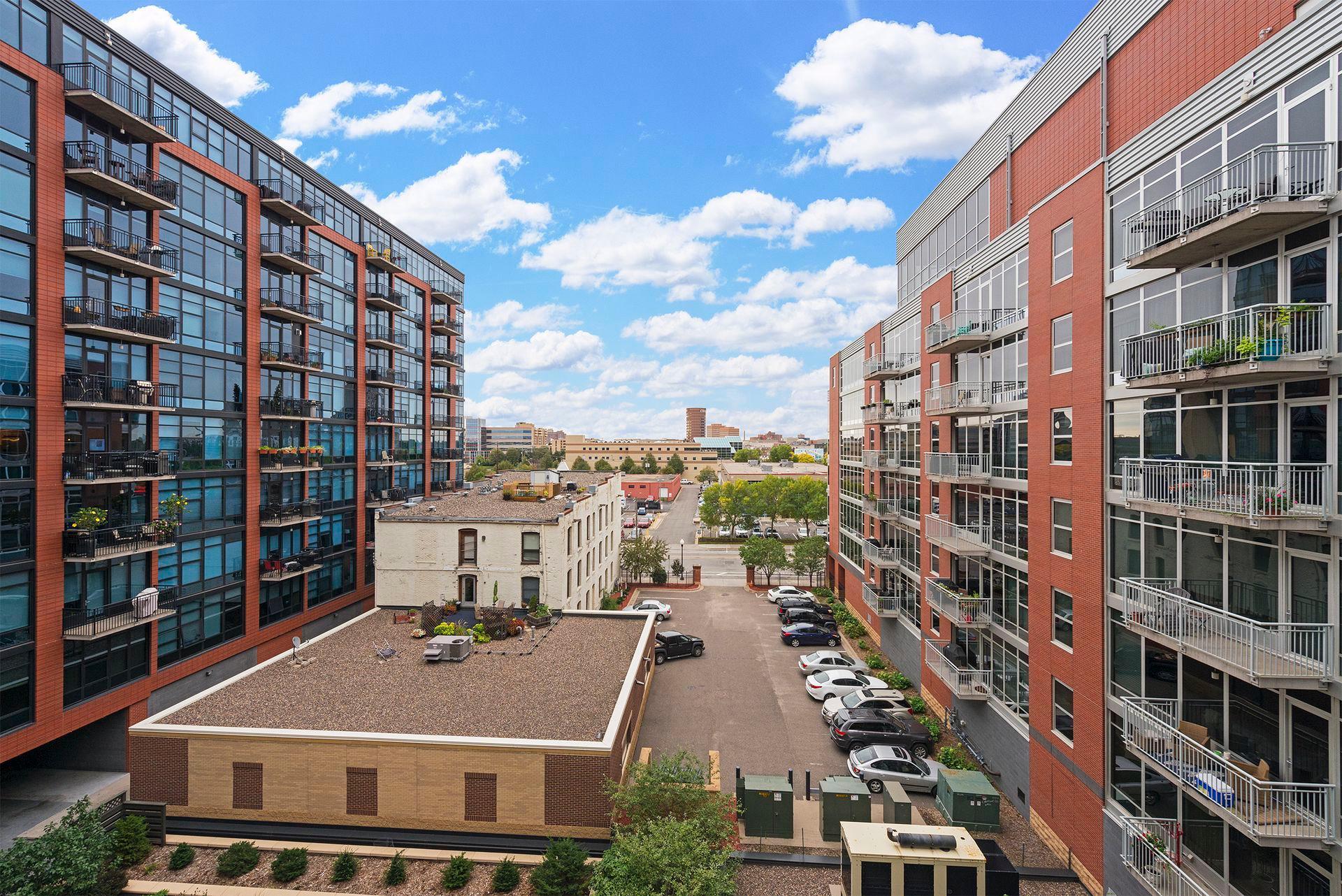 215 10th Avenue South, Unit 533 Minneapolis, MN 55415 - Photo 49 of 65 Gallery Image 49