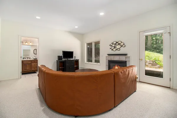$589,000 | 5410 West Oak Ridge Road, Ludington, MI 49431