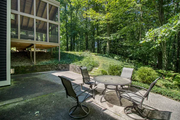 $589,000 | 5410 West Oak Ridge Road, Ludington, MI 49431