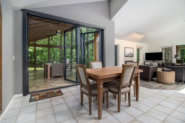 $589,000 | 5410 West Oak Ridge Road, Ludington, MI 49431