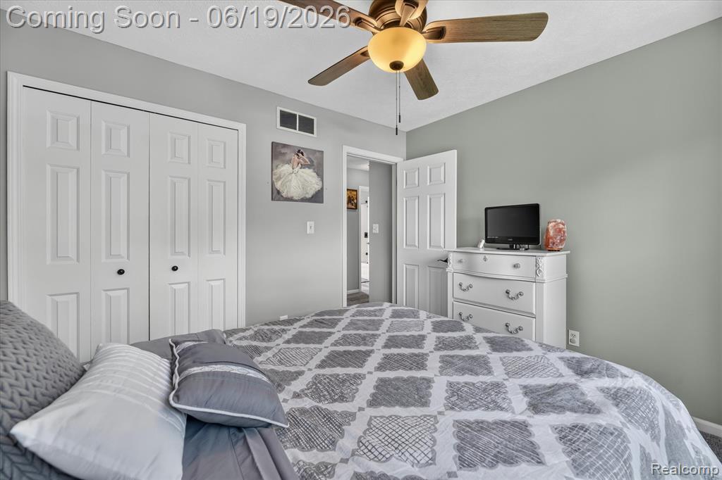 5900 Carter Court Howell, MI 48843 - Photo 35 of 72