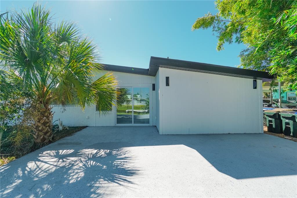 6821 Marius Road North Port, FL 34287 - Photo 33 of 39 a view of a backyard